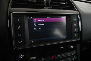 Jaguar F-Pace 20d Pure AWD