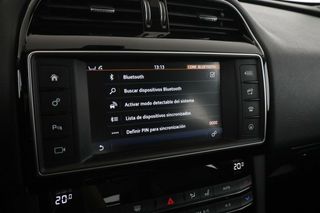 Jaguar F-Pace 20d Pure AWD