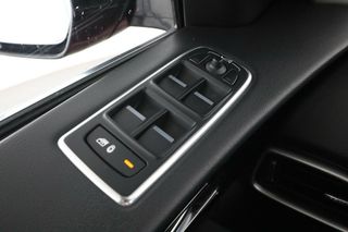 Jaguar F-Pace 20d Pure AWD