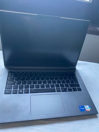 Portátil Gigabyte AX201NGW 2022 Gris