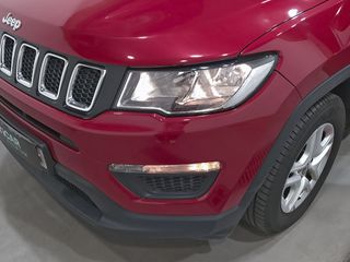 Jeep Compass 1.4 Mair 103kW Business 4x2