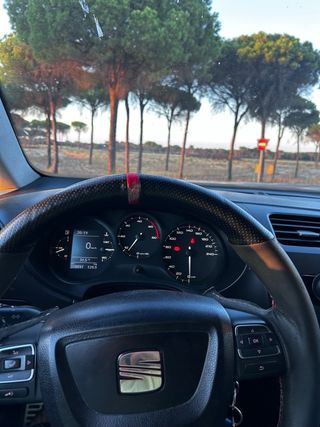 Leon 1.6 tdi  2011
