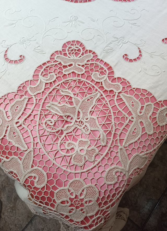 Colcha antigua hilo y puntilla Burano