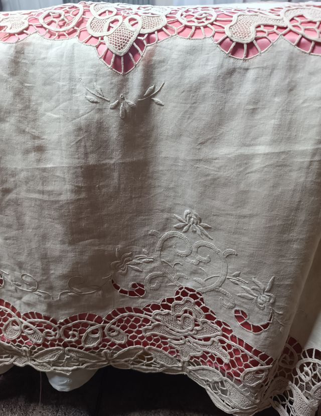Colcha antigua hilo y puntilla Burano
