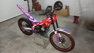 Moto de trial Beta