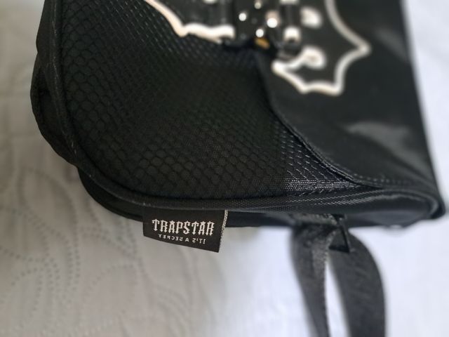 Riñonera Trapstar Negra