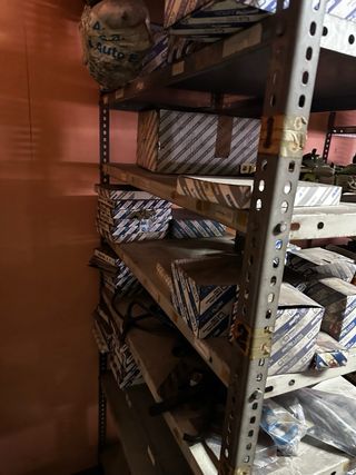 Almacén y despiece Fiat antiguos