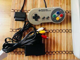 Super Nintendo Super Famicom Beige/Gris