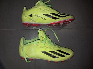Botas de fútbol Adidas para niño