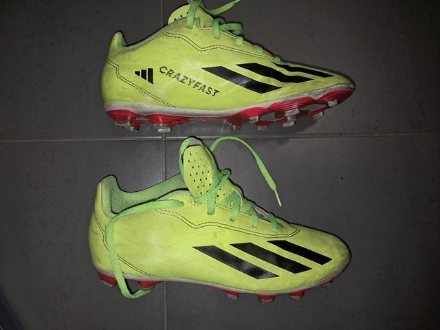 Botas de fútbol Adidas para niño