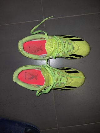 Botas de fútbol Adidas para niño