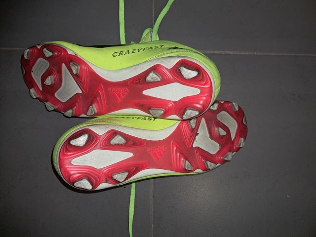 Botas de fútbol Adidas para niño