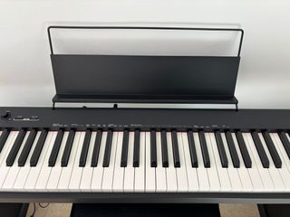 Teclado Casio CDP-S110 con soporte y taburete