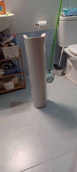 Pie de lavabo de porcelana blanco