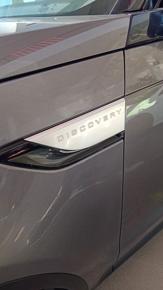 Land Rover Discovery 2018