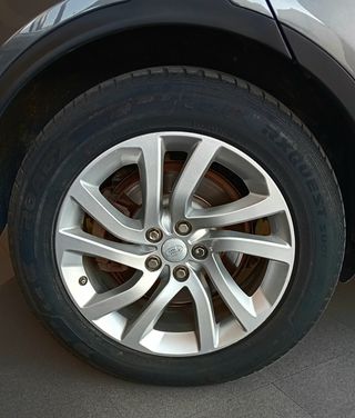 Land Rover Discovery 2018