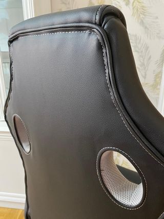 Silla de escritorio negra y gris