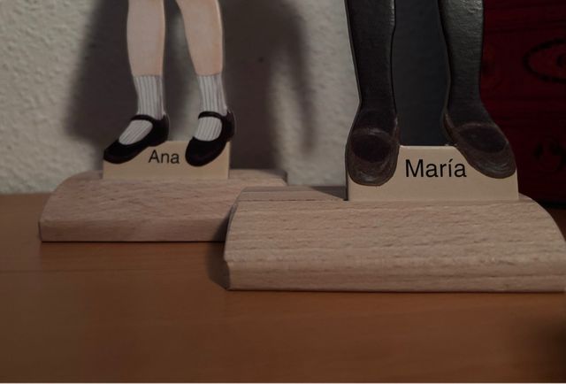 Set di bambole di carta ritagliate