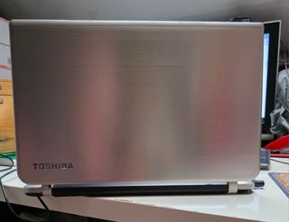 Portátil Toshiba 15,6 Plata