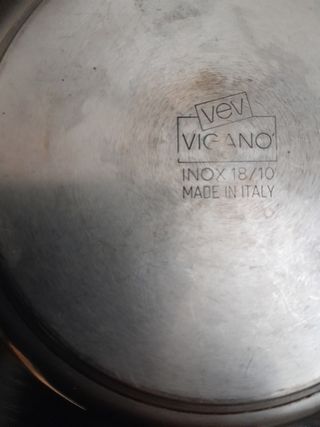 Utensile da cucina in metallo