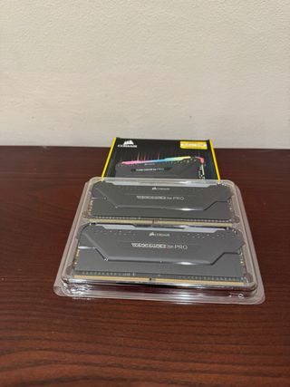 Corsair Vengeance RGB Pro 16GB (2x8) 4000MHz DDR4