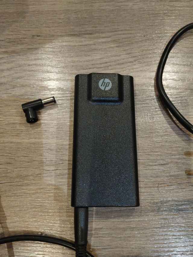 Cargador HP Travel Adapter