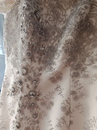 Vestido de Novia Blanco con Pedrería