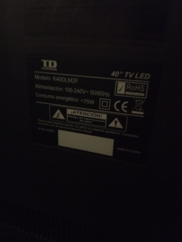 Televisión negra sin mando