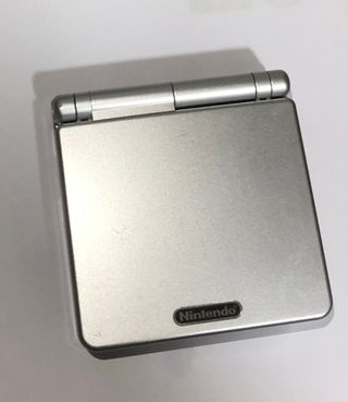 Nintendo Game Boy Advance SP Plata