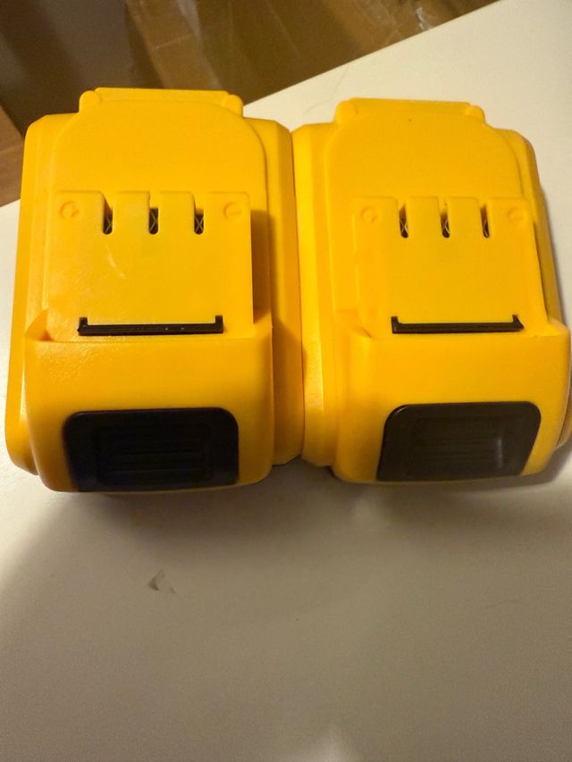 Baterías Amarillas de 18vl