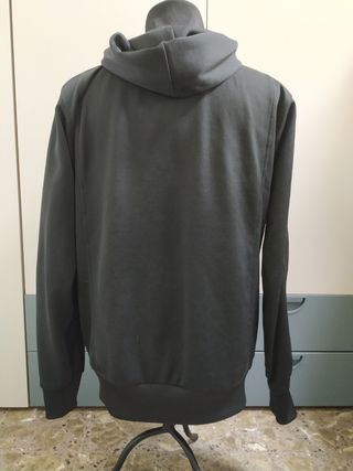 Chaqueta Adidas vintage talla M como nueva.