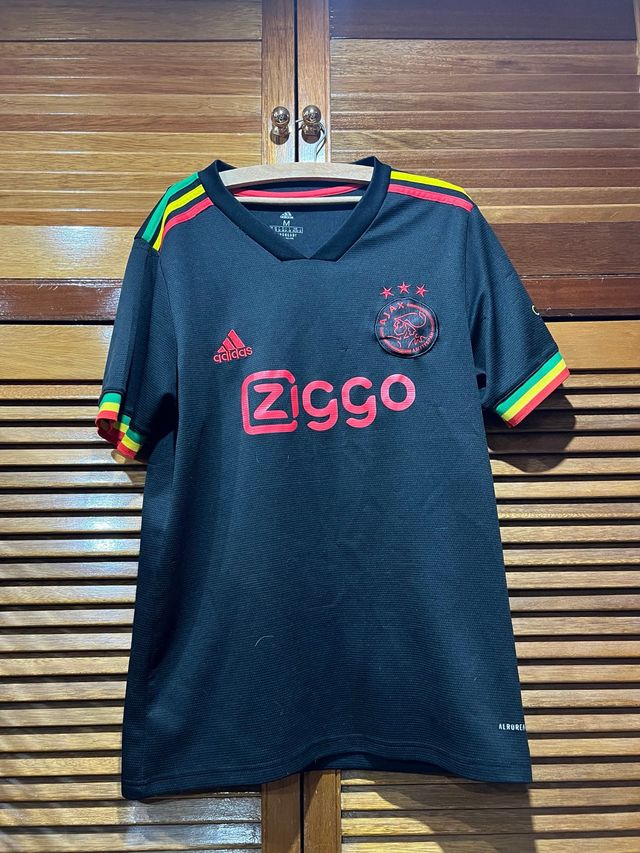 Camiseta Ajax 2022-2023 Bob Marley Edition.