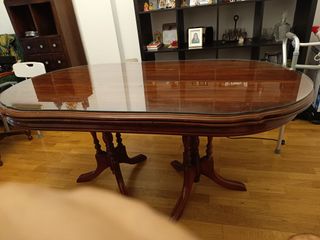 Mesa Comedor Caoba con 4 Sillas
