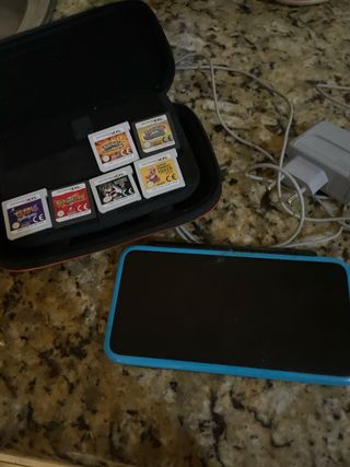 Nintendo 3DS Azul + 6 Juegos y funda.