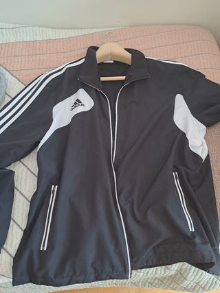 Chaqueta Adidas Retro 1990s Negra y Blanca