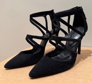 Zapatos de tacón Zara negros