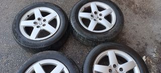 Ruedas de aleación Peugeot aluminio 
205/60R16 