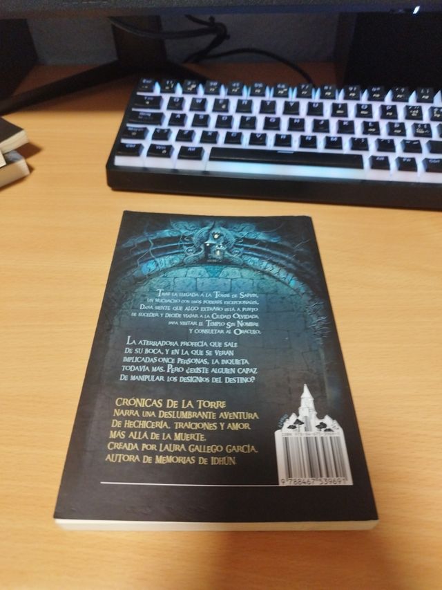 Crónicas de la Torre III. La llamada de los mue...