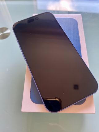 iPhone 16 128GB Azul prácticamente Nuevo