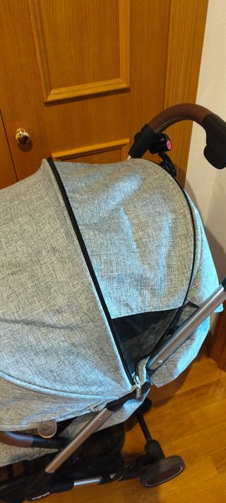 Silla de paseo ligera gris