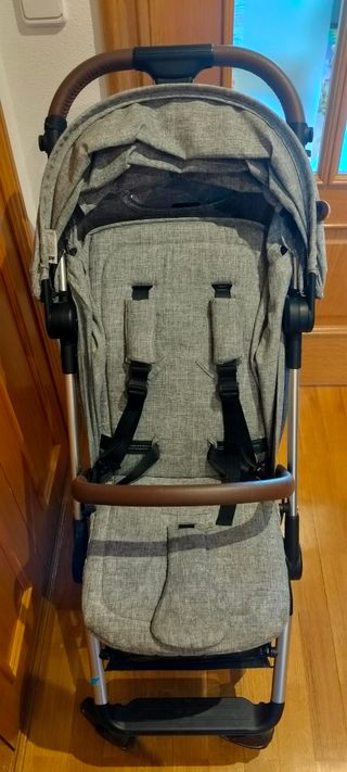 Silla de paseo ligera gris