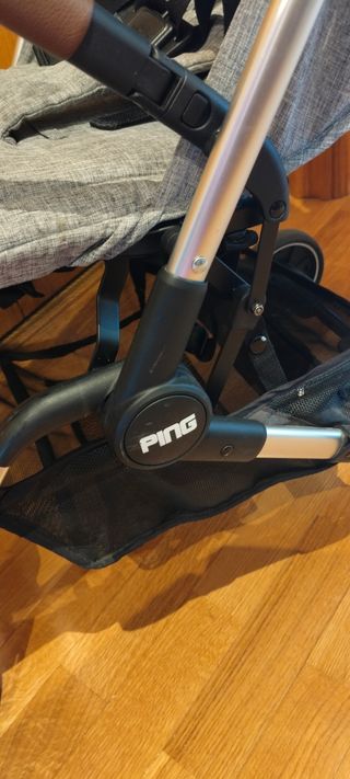 Silla de paseo ligera gris