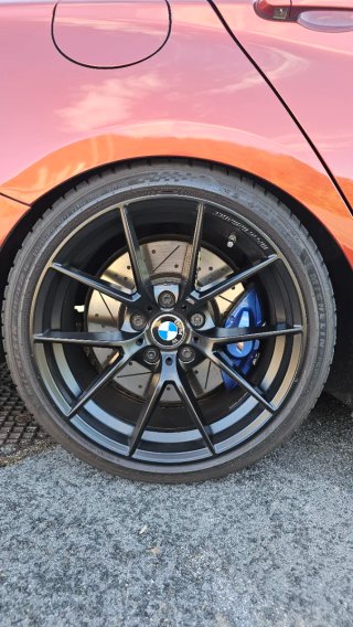 BMW m140i
