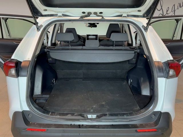 Toyota Rav4 2.5l 220H Business