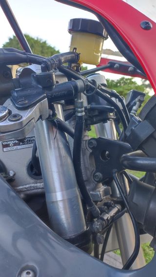 Yamaha FZR 1000 EXUP