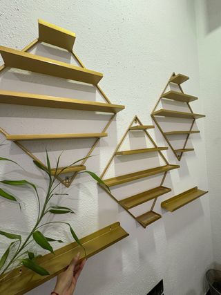 Estantería Decorativa Dorada Metálica