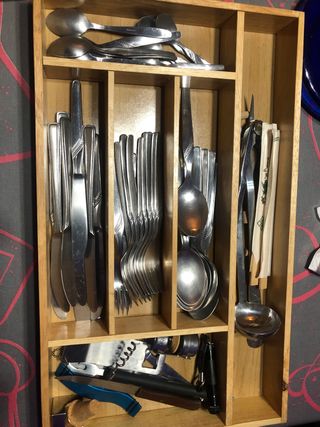 cubertería madera y cubiertos d acero inoxidable