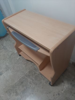 Mesa Ordenador Actiu Clara con Bandeja