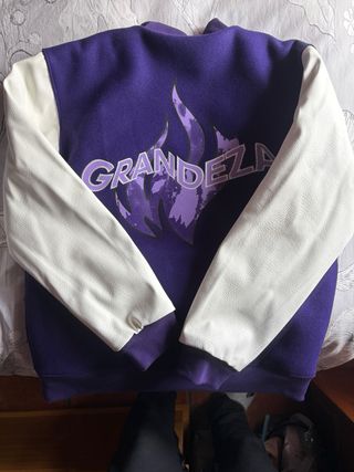 Chaqueta Bomber Real Madrid Adidas Morada