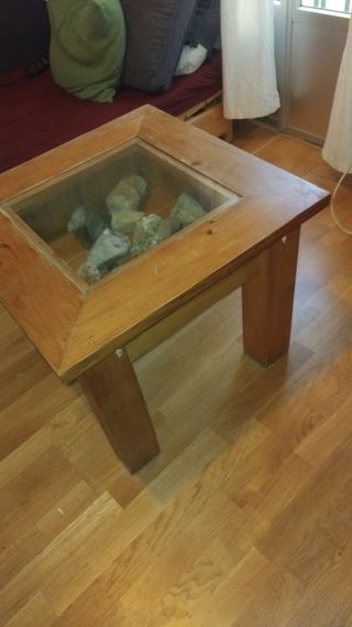 Mesa baja de centro de madera maziza con cristal